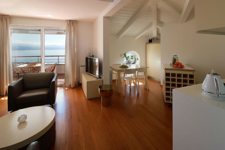 New Luxury Apartments