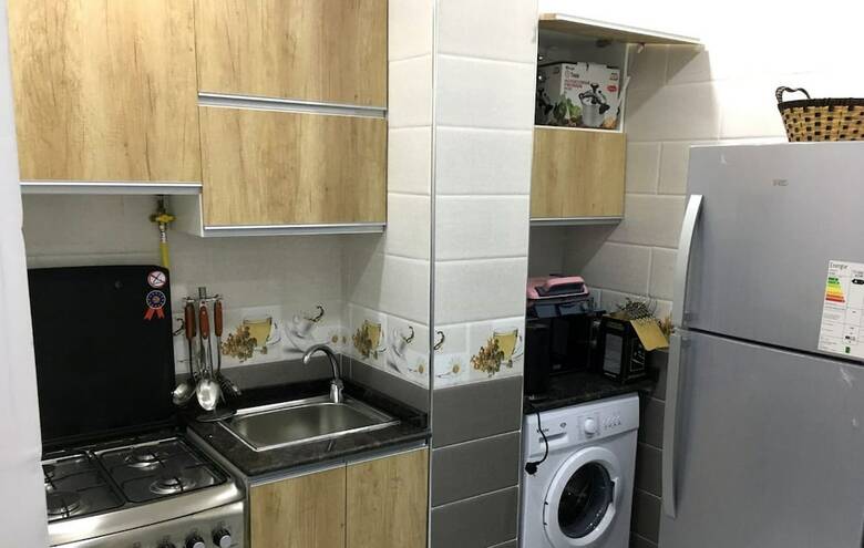 Apartamentos Hostel Les Pins