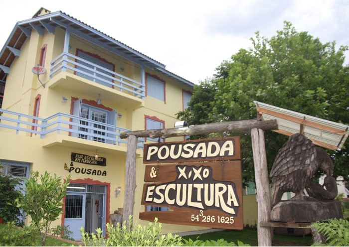 Posada Pousada Xixo Escultura
