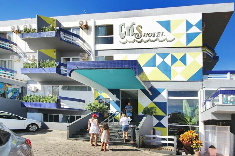 Cris Hotel