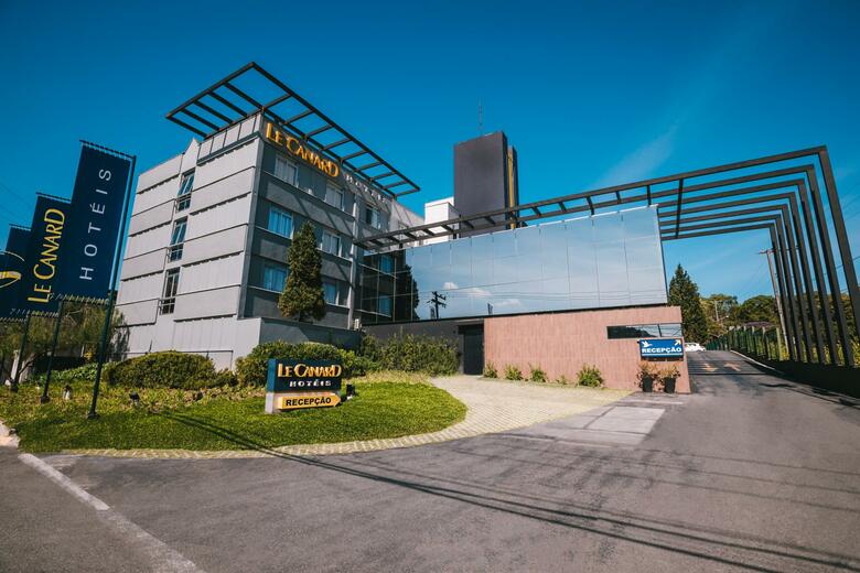 Hotel Le Canard Joinville