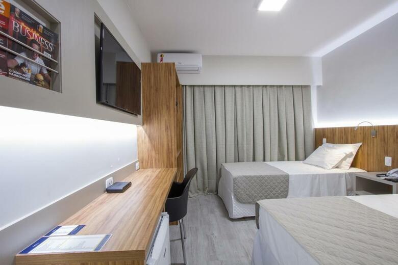 Hotel Le Canard Joinville