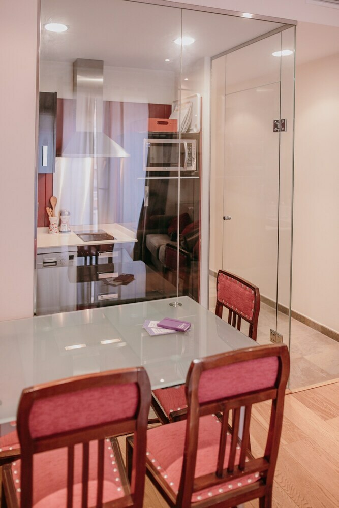 Apartamentos M�laga R�o City Center