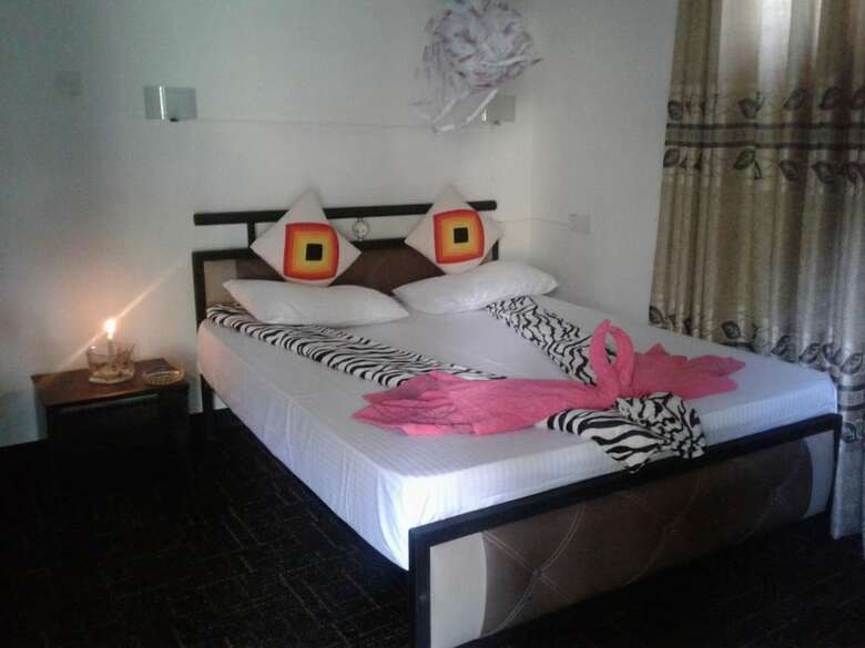 Hotel Pine Village Home Stay