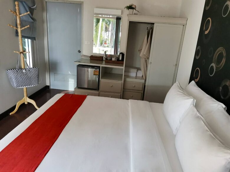 Hotel Villa Cha-cha Krabi Beachfront Resort