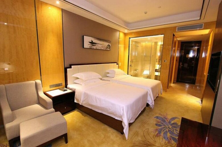 Dear Hotel