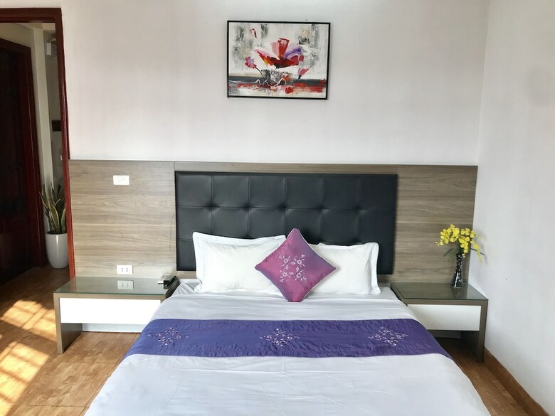 Hotel Khach San Viet My