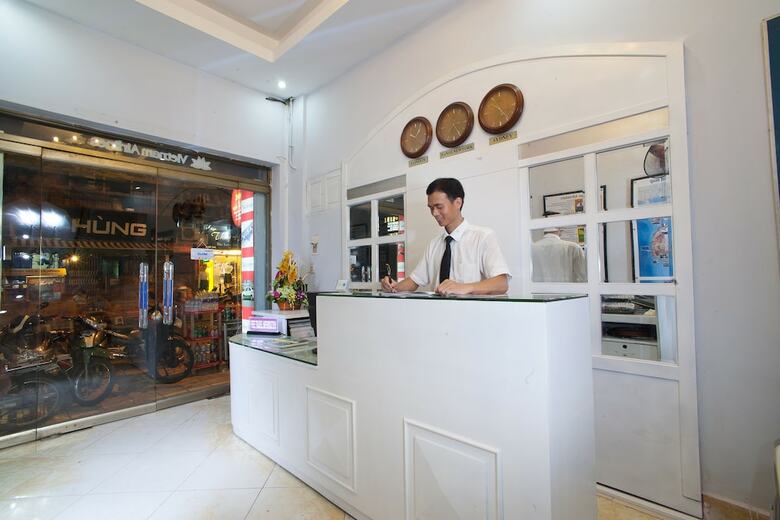 Hotel Hanoi Brother Inn & Travel