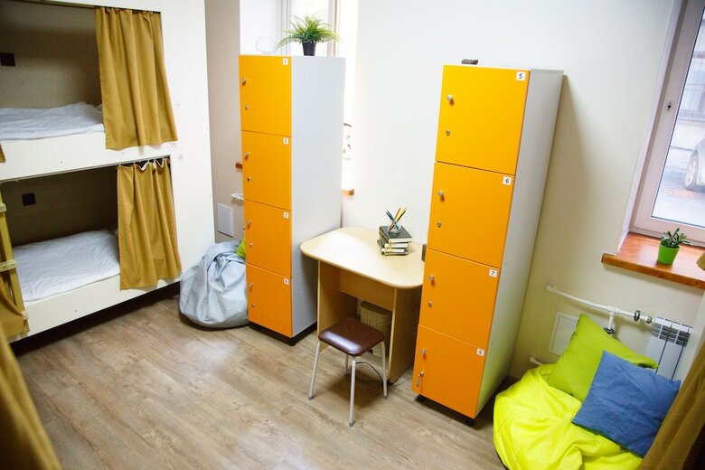 Hostal Proloft Hotel & Hostel