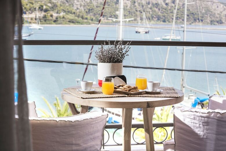 Hotel Argostoli Marina Suites