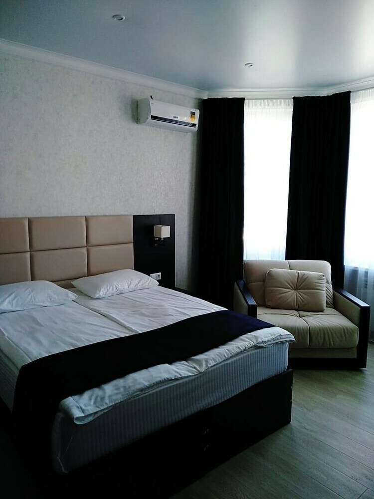 Blue Marine Hotel