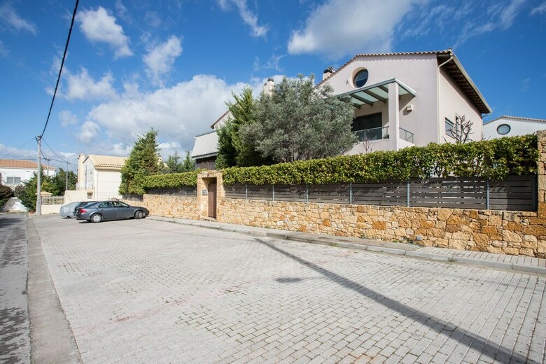 Villa 3bdrm Hiend