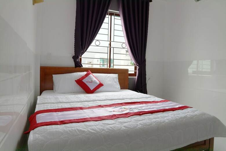 Anh Quan Hotel