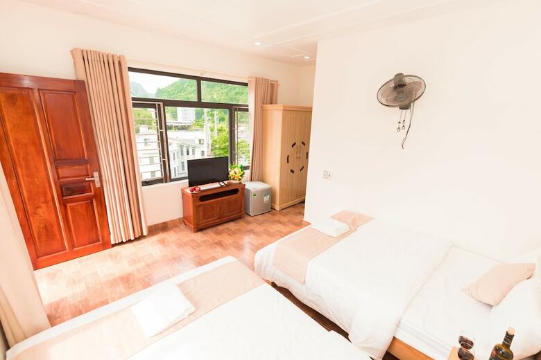 Hotel Golden Land