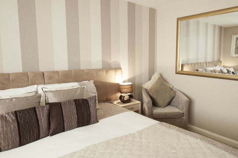 Hotel High Hedges Guest House