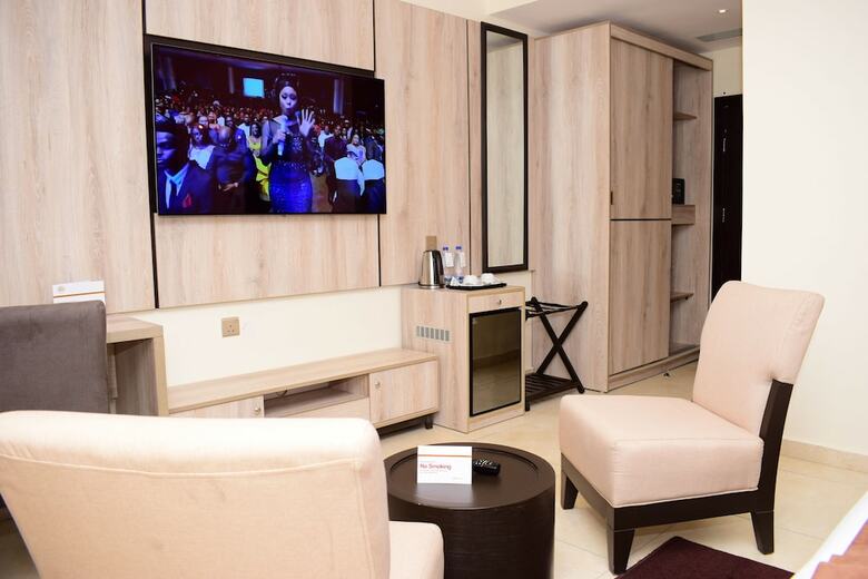 Hotel Monty Suites & Golf