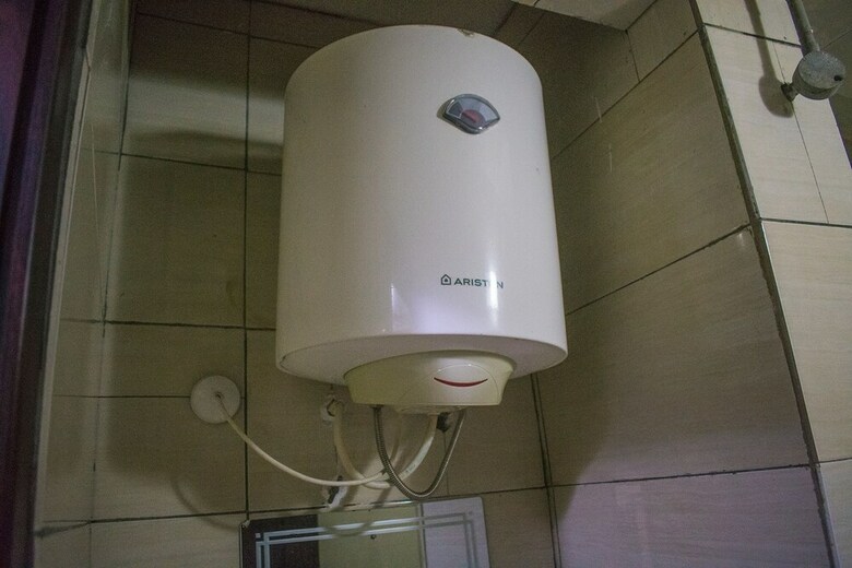 Dbi Guest House