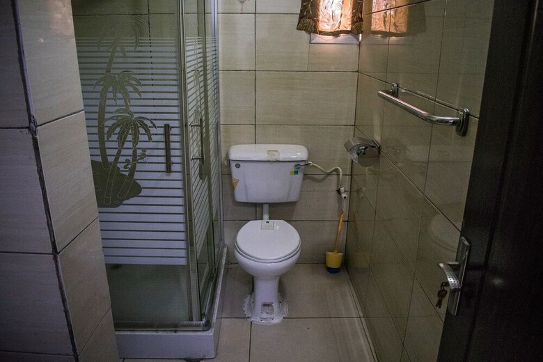 Dbi Guest House