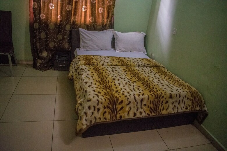 Dbi Guest House
