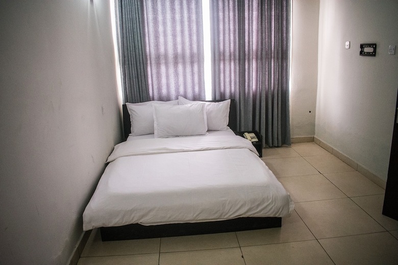 Dbi Guest House