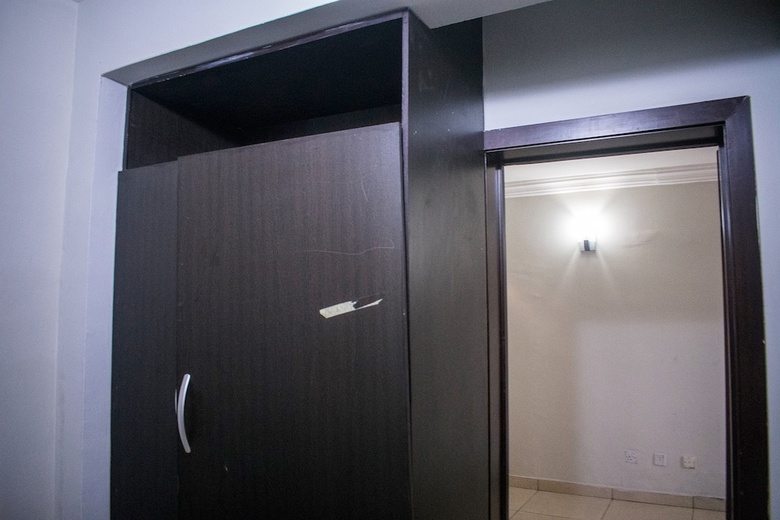 Dbi Guest House