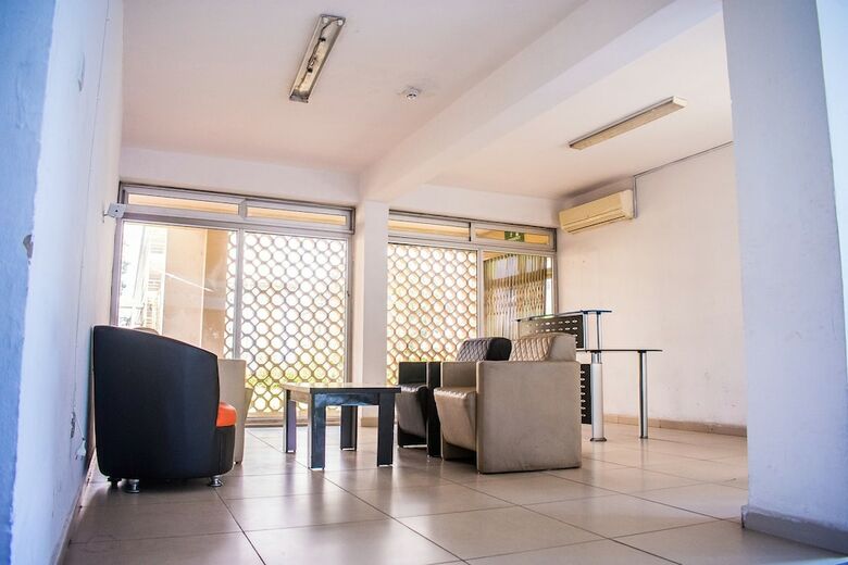 Dbi Guest House