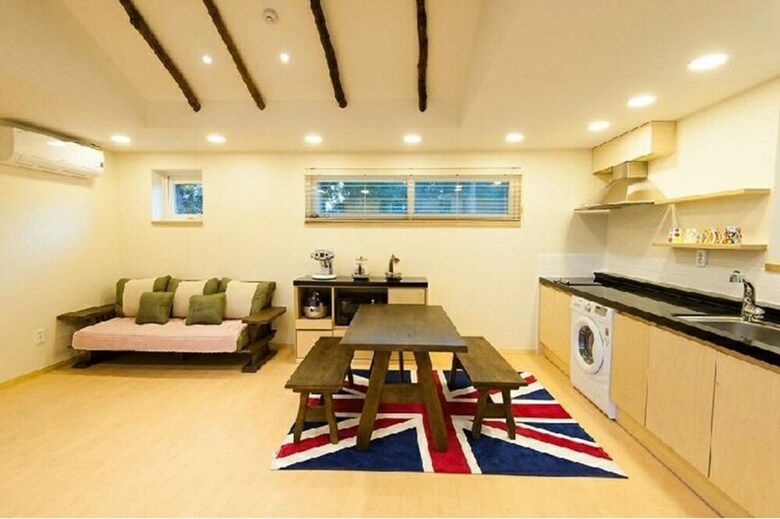 Pension Moruhun Private House