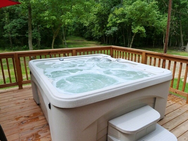 Cabana A_pebble_beach_river_cabin