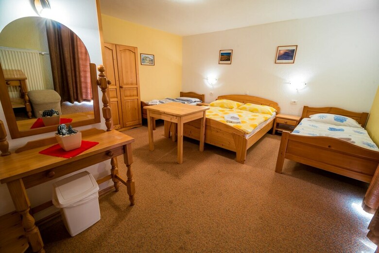 Hotel Guesthouse Resje
