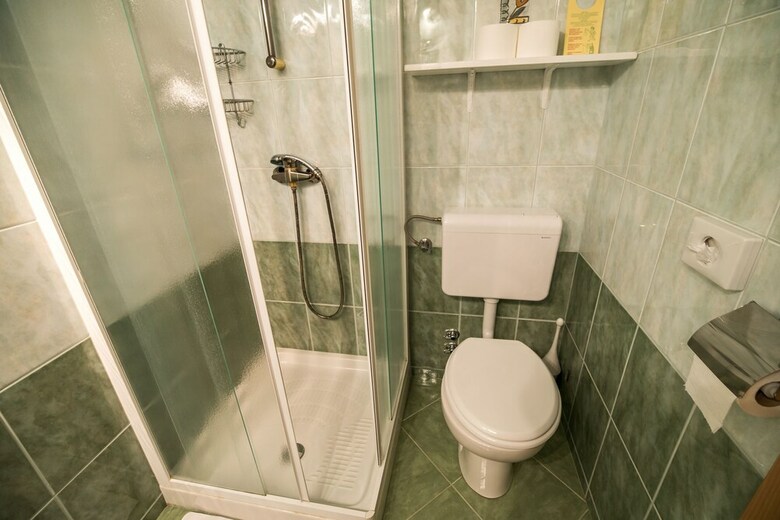 Hotel Guesthouse Resje