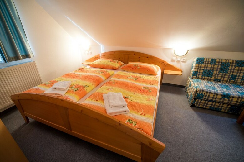 Hotel Guesthouse Resje