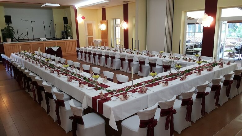 Hotel Und Gasthaus Zum Eichenkranz