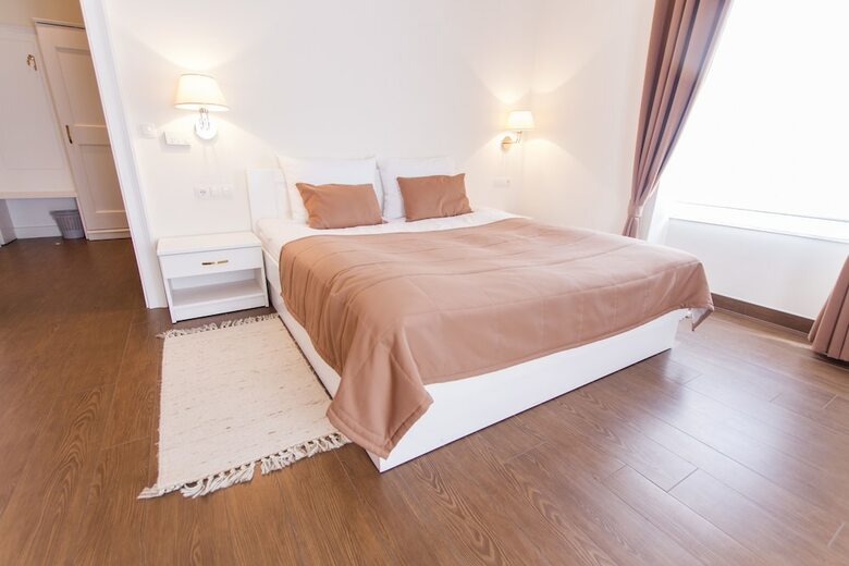 Hotel Villa Isteni?