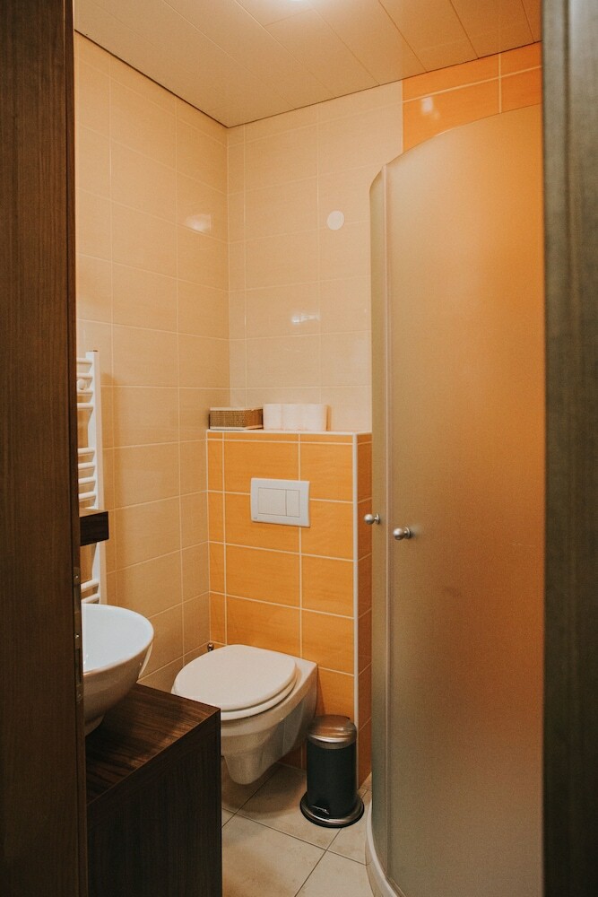 Hotel Guesthouse Ulipi