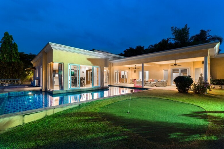 Stunning Luxury Golf And Pool Villas