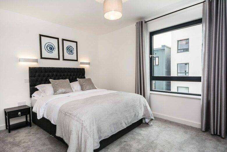 Royal Crescent Apartments Vittrum Suites