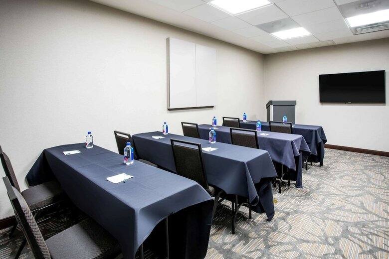 Hotel Wingate By Wyndham Denver Airport