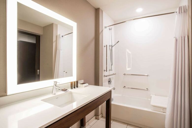 Hotel Wingate By Wyndham Denver Airport