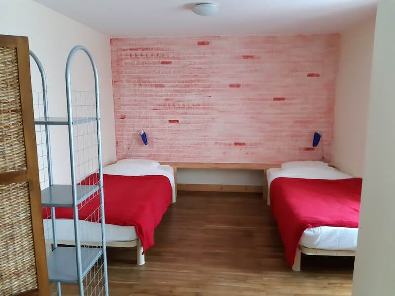 Hotel Caf� Croix Morzel - Studios & Chambres