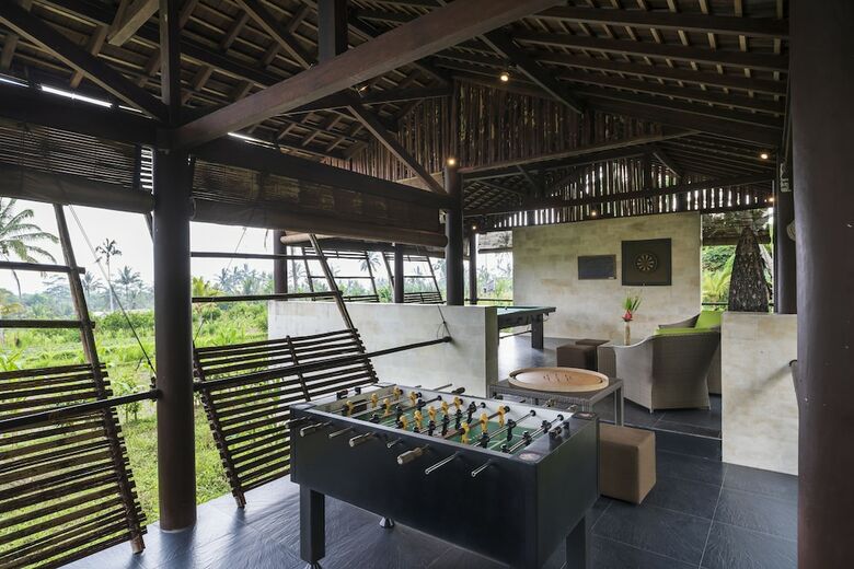 Bed & Breakfast Awan Biru Villas
