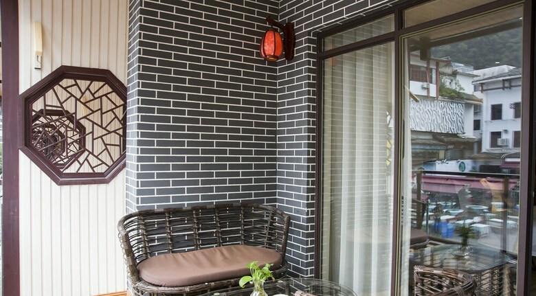 Qjia West Street Hotel