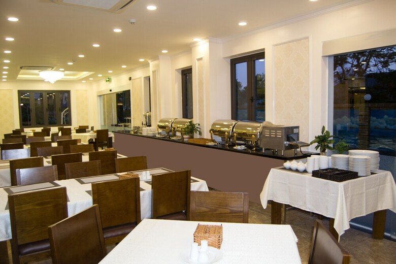 Sun & Sea Hotel