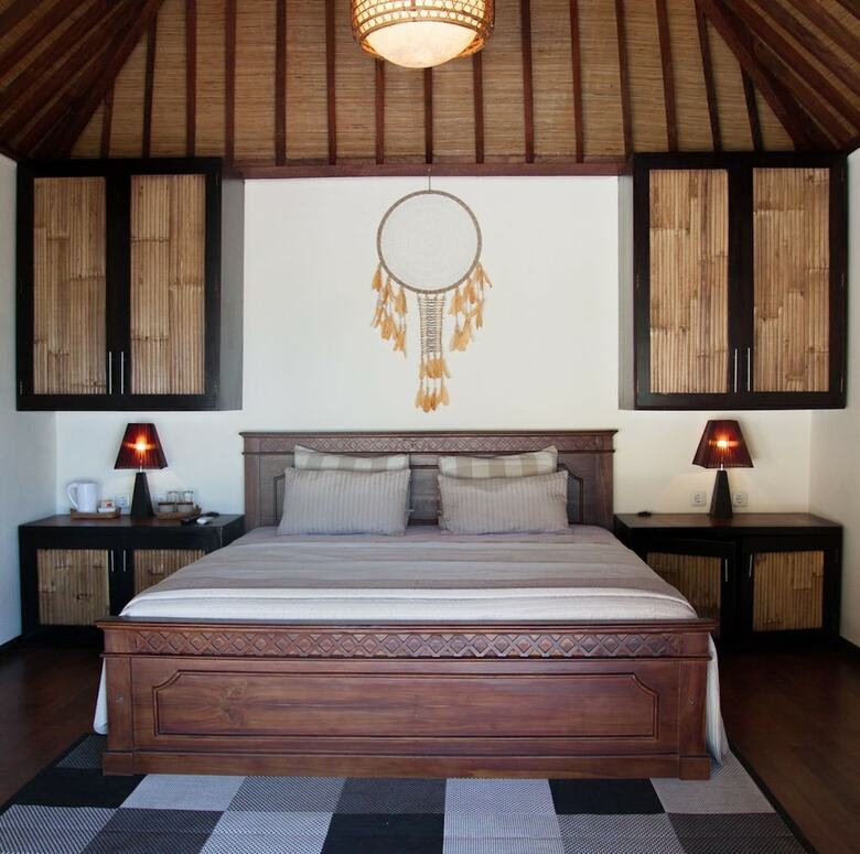 Bed & Breakfast Beach Balcony Ocean View Villa
