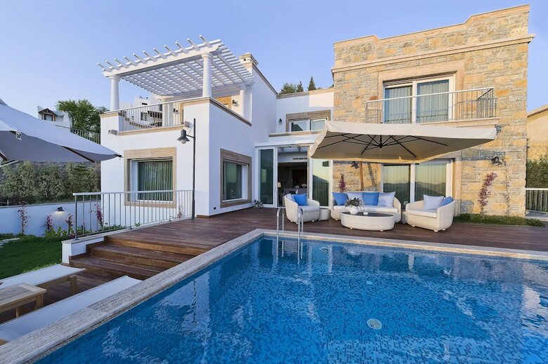 Villa Regnum Escana 3