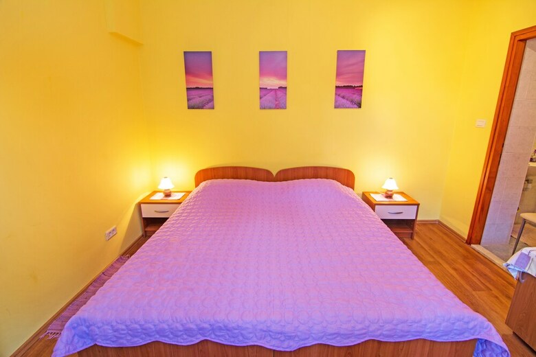 Hotel Rooms Vila Irma