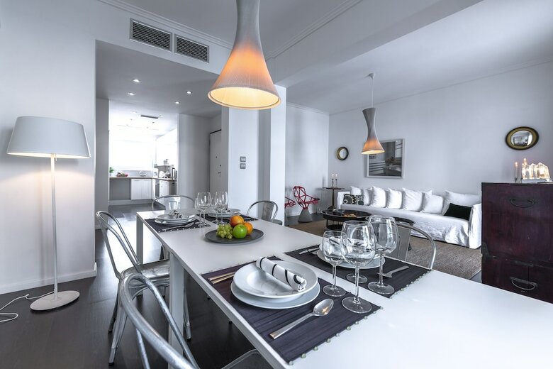 Elegant Apartment In Kolonaki