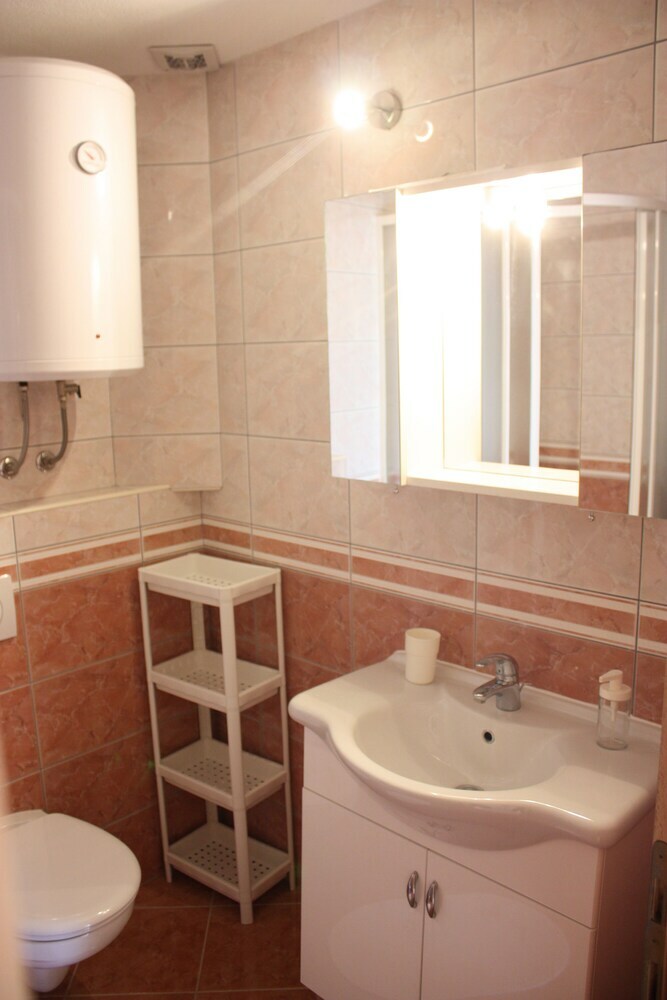 Apartments Miki Pag