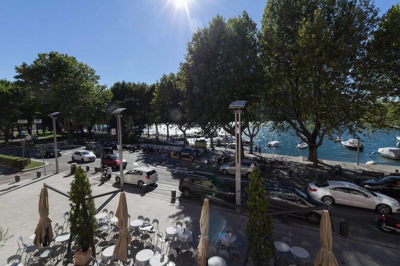 Apartamento Lungolago Holiday Home