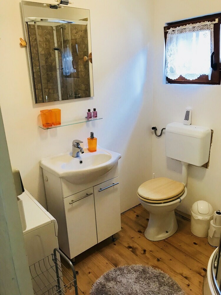 Hotel Extraordinary Apartment & Mobile Home
