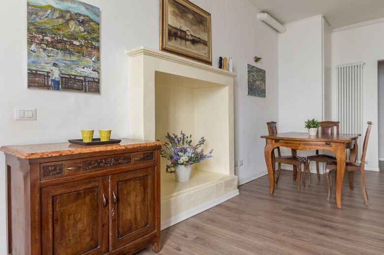 Lungolago Apartment